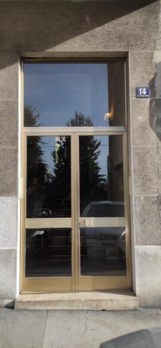  id.5035963