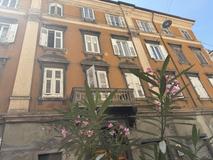 TRIESTE - CENTRO - Viale XX Settembre adiacenze in Vendita